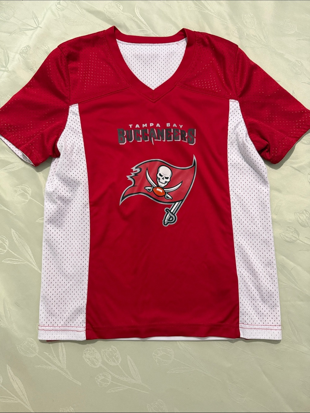 NFL Tampa Bay Buccaneers Kids Red and White Jersey SEE DESCRIPTION